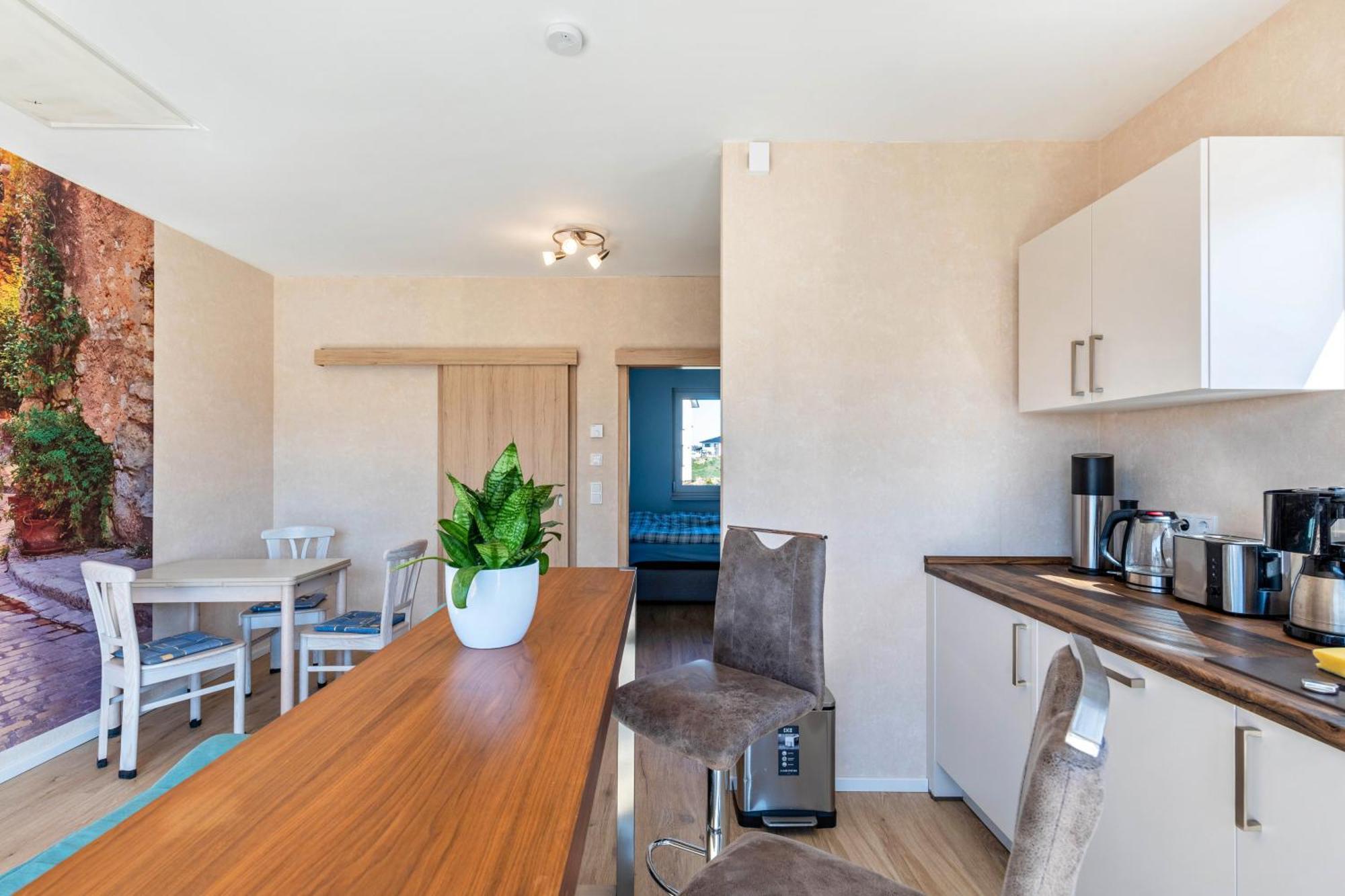 Apartment Feel Free *